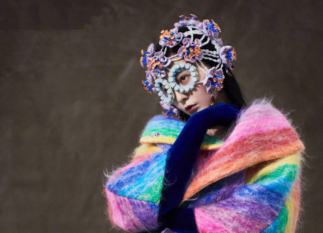 范冰冰凸肚再惹质疑|范冰冰凸肚再惹质疑 网传富豪男友送鸽子蛋