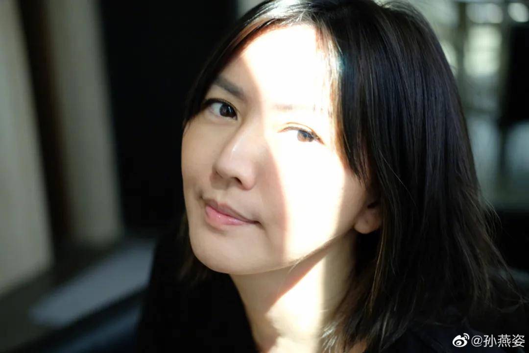 生活|原创42岁还跟20岁没有任何区别，这位少年感美人天赋异禀！