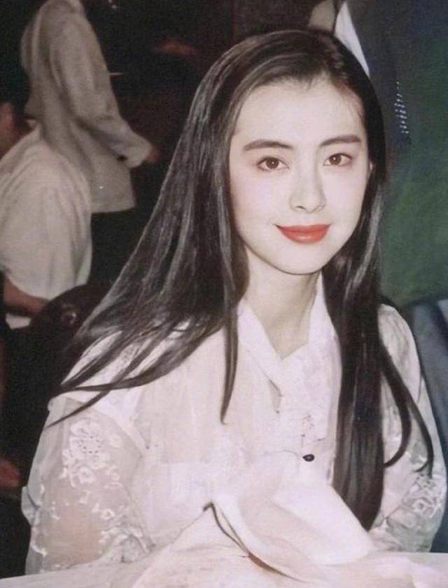 宣传|原创赵小棠撞脸王祖贤?这两张脸,真的很像吗?