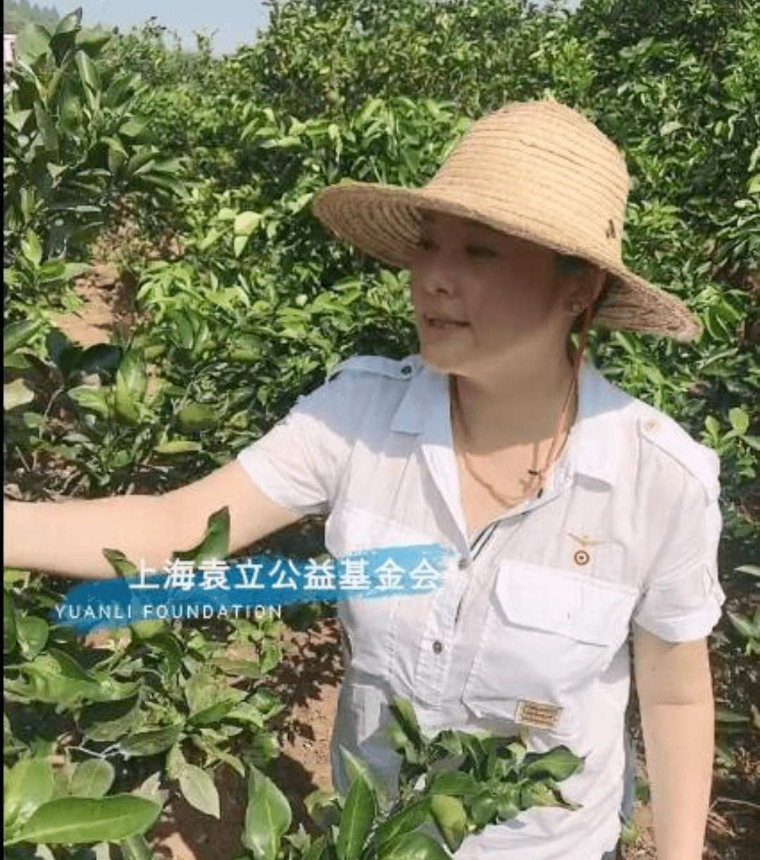 袁立在鏡頭前大方素顏，47歲狀態很真實，變胖身材似中年大媽！ 娛樂 第2張