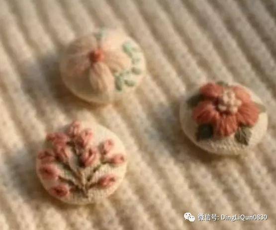 手绣|「刺绣作品」50款时尚的手绣布料纽扣，也许用的到！