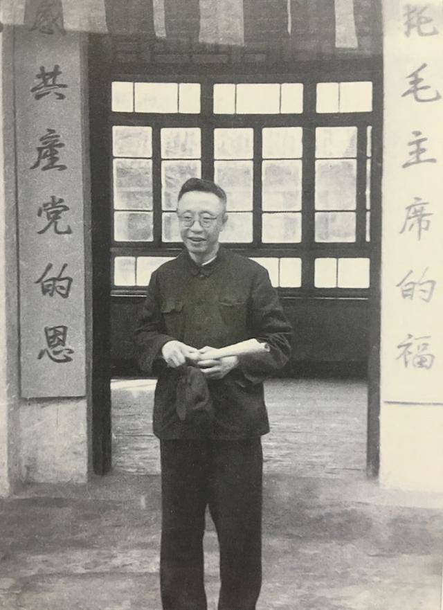 故事传记|1950年溥仪回国，高岗对他说：你不要胡思乱想，要安心学习