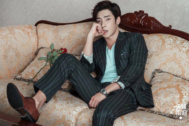 征服|原创天生整容失败脸，他却用演技征服的观众，他的角色很有味道