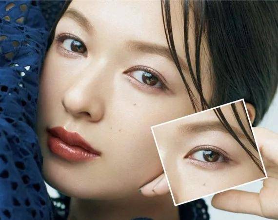 眼袋|从黑皮土妹变成CEO收割机，她到底do了什么？！