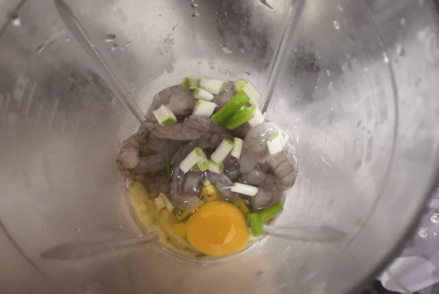 小孩怎样吃虾营养好 a39706c3074d49f4953a4b9144071352.png