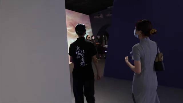 旗袍|身穿旗袍的凯雯太美了，赵琦君的眼光确实很独到