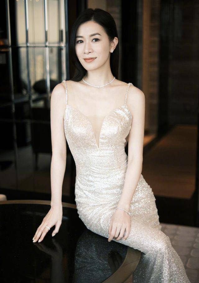 公司|原创佘诗曼的演技秒杀唐嫣？如果真是公司说的，这也太招黑了