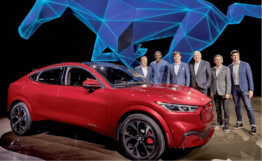 福特|风雨飘摇中，福特迎来首位拥有推特账户的首席执行官