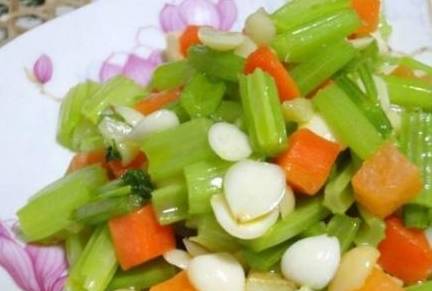 韭菜炒豆干的做法第一美食 7ee67892d97545bf92b08cd58fec0a46.jpeg