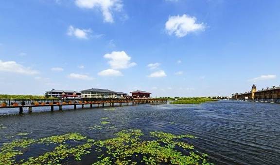 国内四大湖泊 afb0a2b5d1fa4b359040e27199eb07f4.jpeg