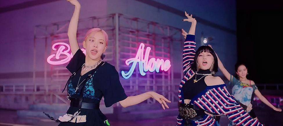 什么|blackpink新专辑MV，她们都穿了什么？Lisa的一件衣服上百万