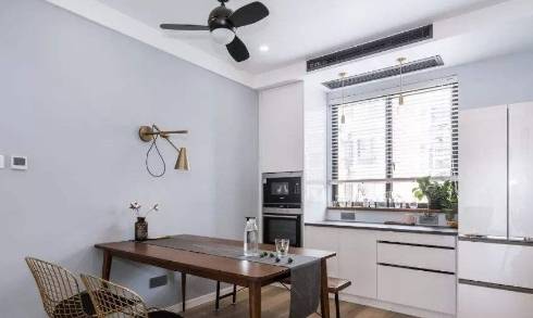 冰箱|难怪财运总不旺冰箱放在家中3处容易“用不久”！住得也别扭