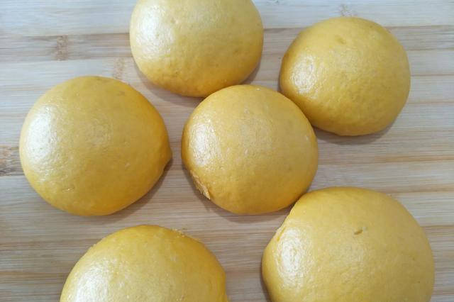 一斤面粉配多少南瓜泥做馒头 57c24b912947409292cadbcd70007dba.jpeg