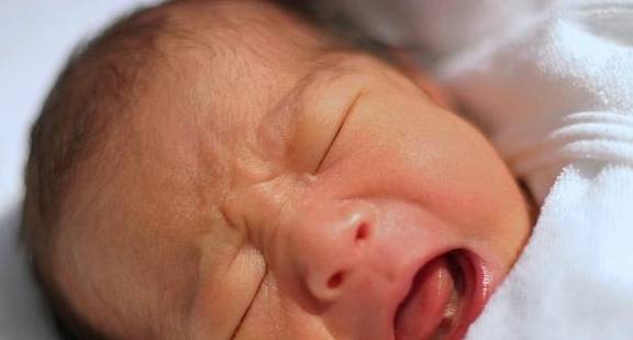 新生儿什么时候可以趴肚子上 50ae6472863749fc878cab005ab7eee2.jpeg