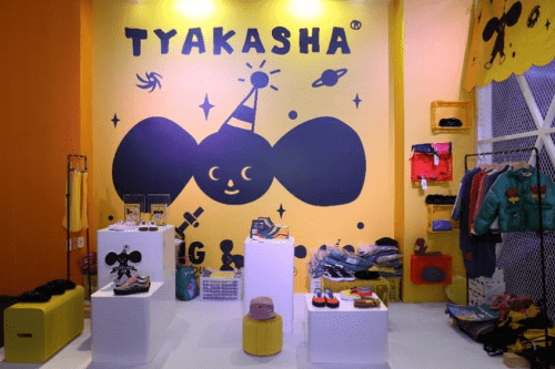 童装|SS2020 KIDS WEAR上海时装周圆满落幕，首届年度儿童时尚盛典齐收官