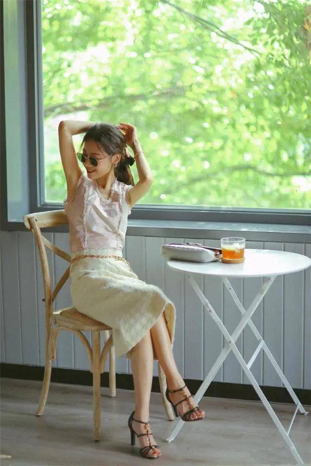 技巧|为什么你的衣服很多，却毫无时髦感？教你几个百搭技巧，真美