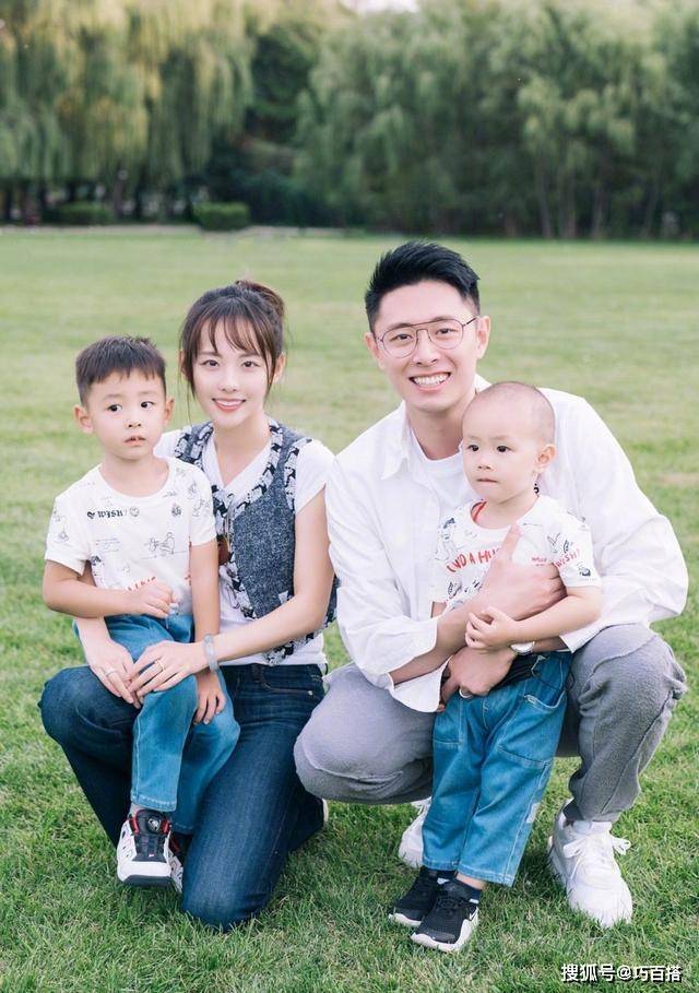 新剧|张嘉倪最近可真火,新剧热映话题不断,线下活动身材又成亮点