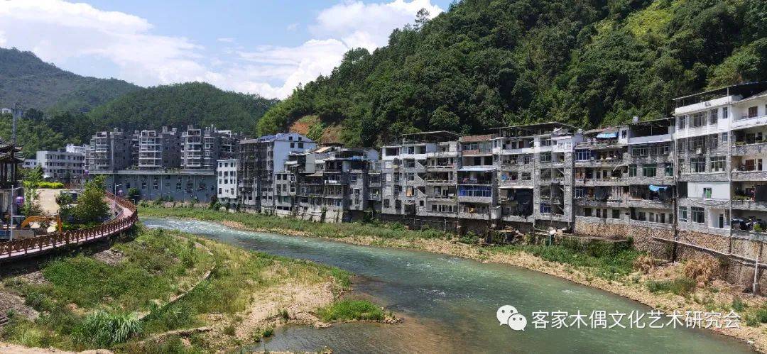 福建省龙岩市新罗区万安镇一角(梁伦拥)一提起福建省龙岩市新罗区万安