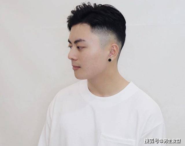 寸头|男生“寸头”发型过时了，秋天就留这4款时尚发型，谁剪谁帅气