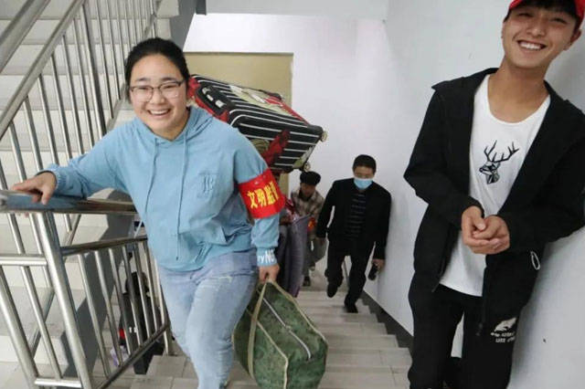 消息资讯|南阳科技职业学院喜迎2020级新同学