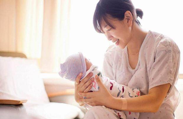 婴儿几个月以后可以坐 6afd5033b3854963bdd7082aaee59a99.jpeg