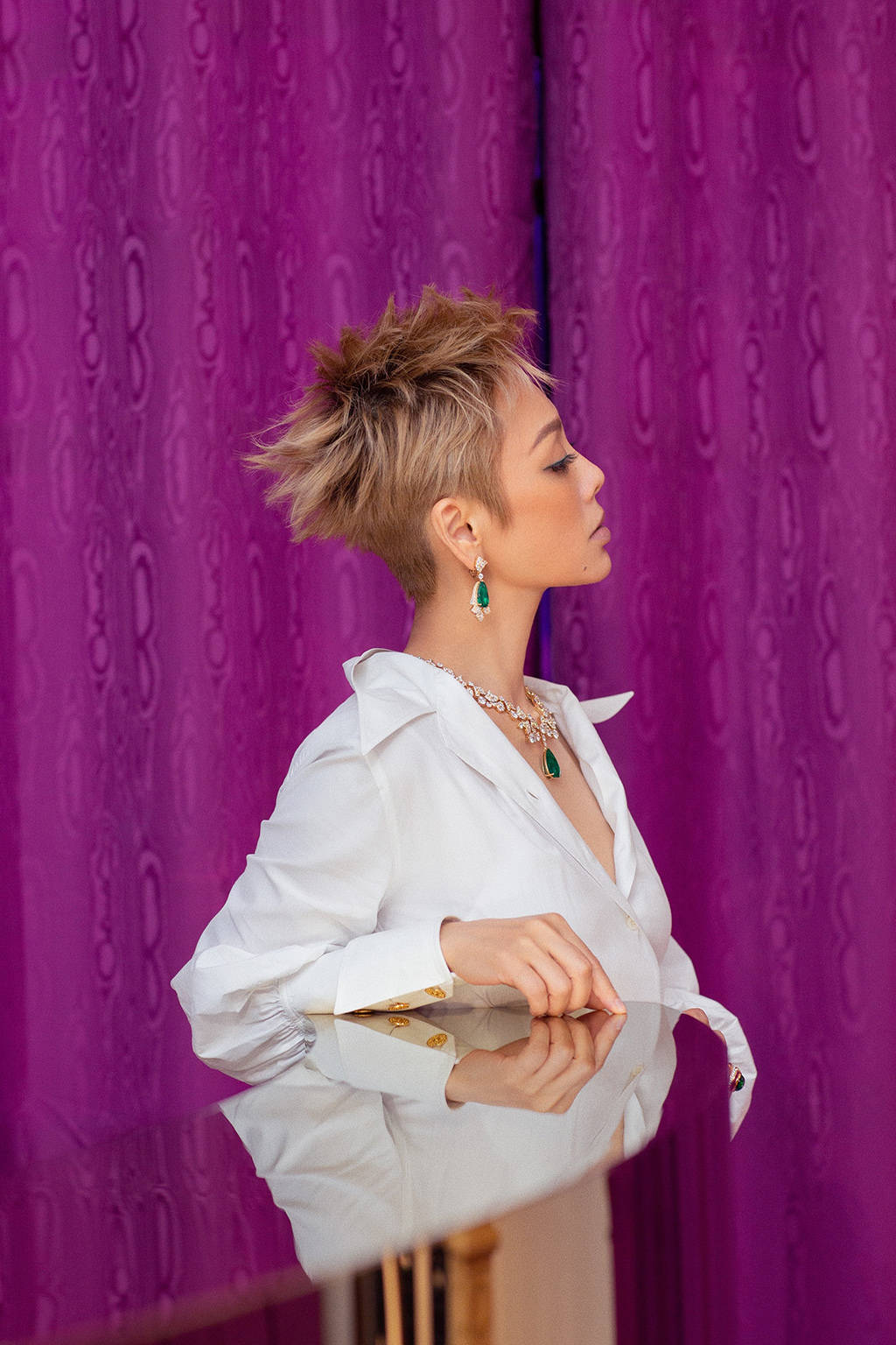 钟楚曦|宁静、娜扎、钟楚曦盛装出席时尚活动，唐艺昕产后首亮相暴露身材