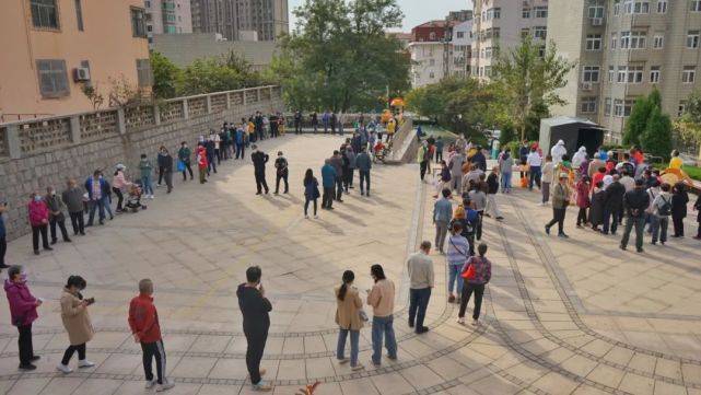 城市GDP怎么核酸_核酸检测图片(2)