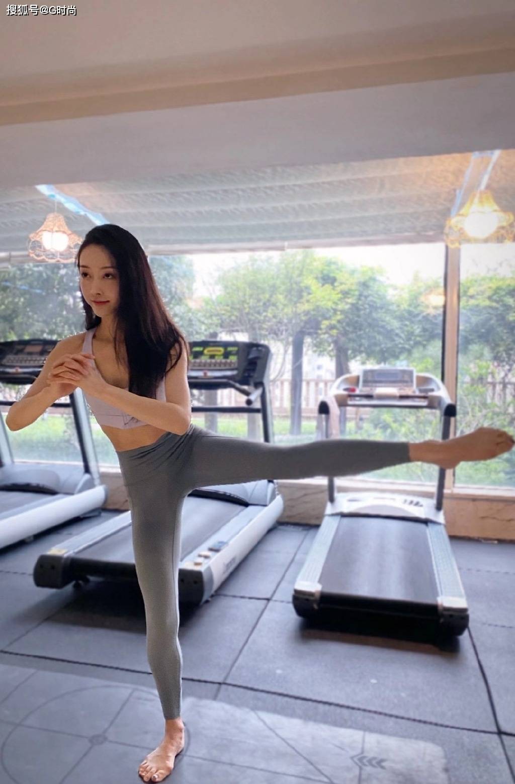 宣璐最近发布了自己的健身图 身材姣好令人羡慕