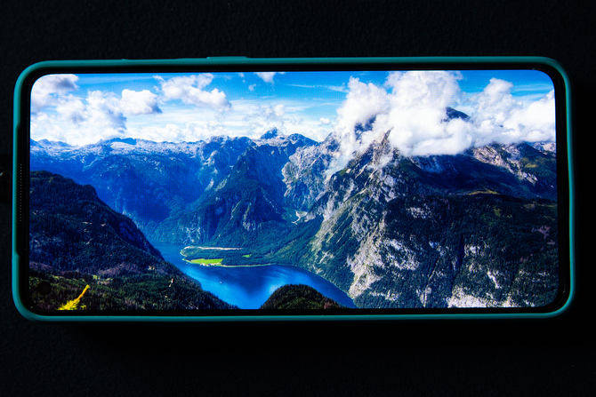 真香|一加 8T详细评测：3399元的真香屏幕超旗舰