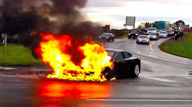 特斯拉|两年降价7次，特斯拉想割的不仅仅是“韭菜”