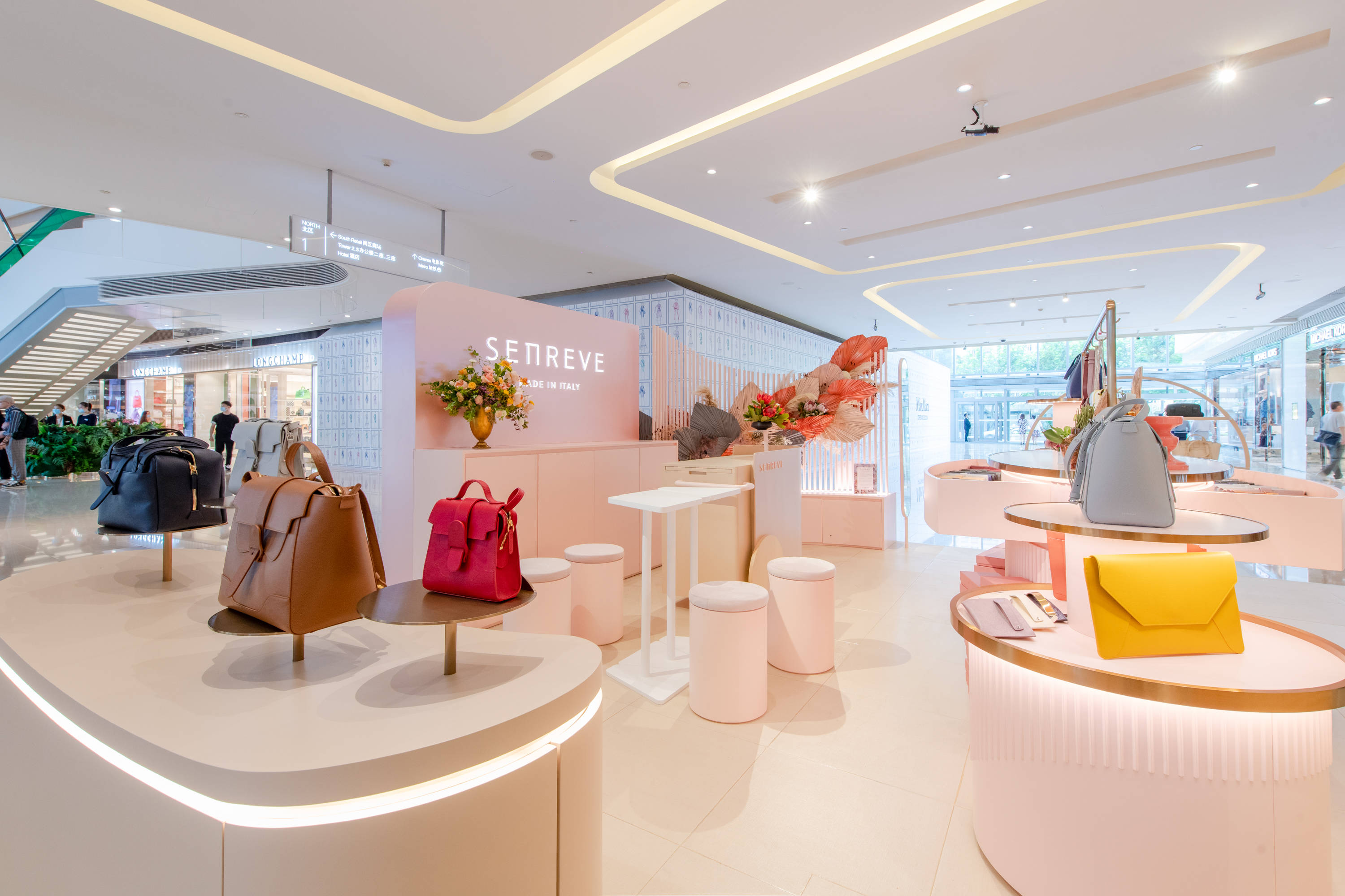 女性|绽放多样姿态 SENREVE内地首家快闪店落地上海