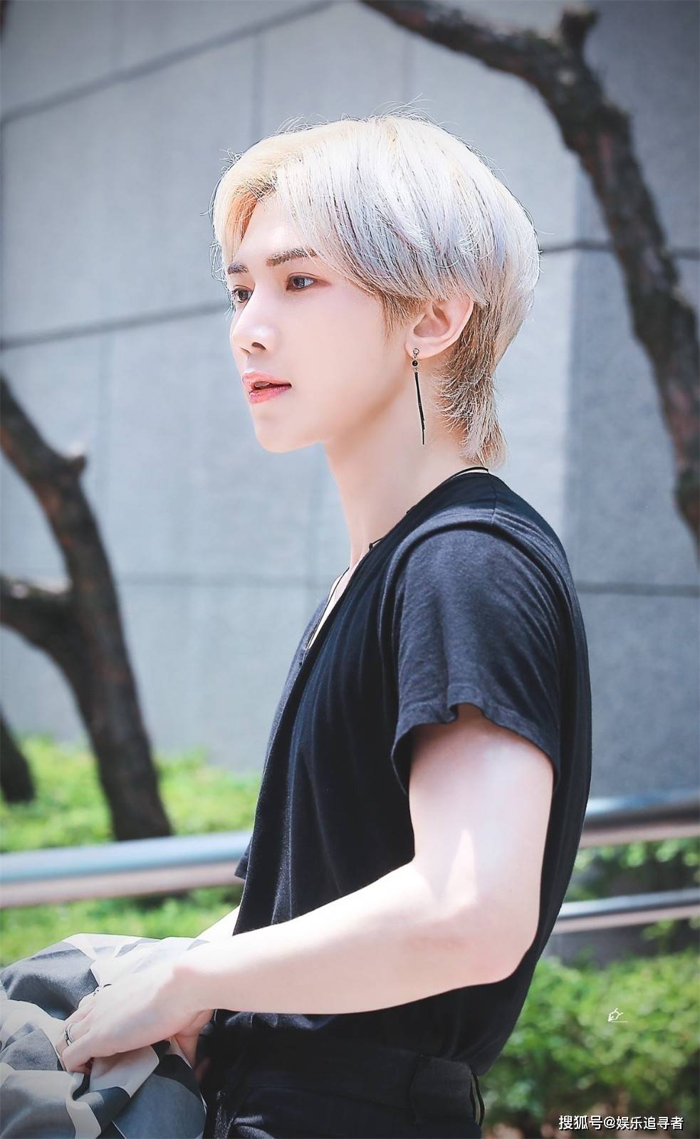 韩网选出10大男性美容标准！榜首是ASTRO的，EXO难道没有？_搜狐网