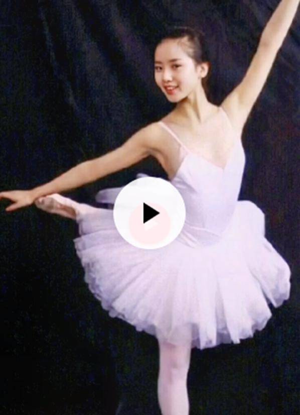 原创刘诗诗17岁跳舞照被传出, 体态优美气质佳, 看到这腿我酸了