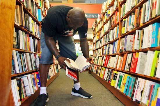 约翰霍普金斯qs排%e_约翰霍普金斯大学物理专业世界排名一读完立刻秒懂