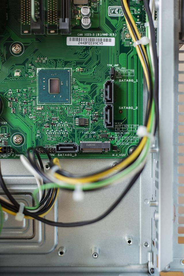 测评盘点|如此另类的华硕碉堡T09商用台式电脑，职场小白也能徒手升级