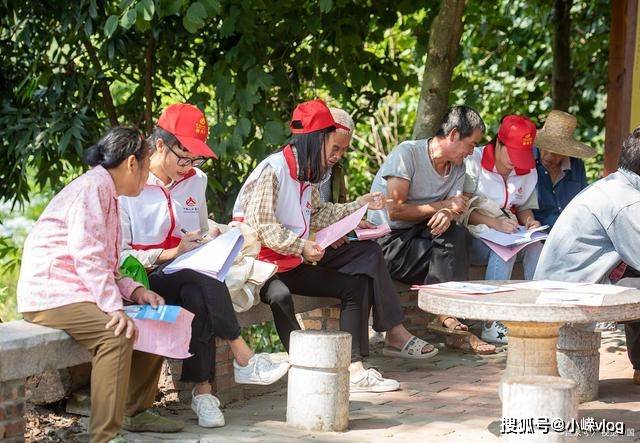 人口普查当心收费诈_人口普查(2)