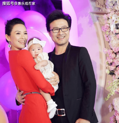 章子怡二胎后亮相品牌活动,被嘲老了好多