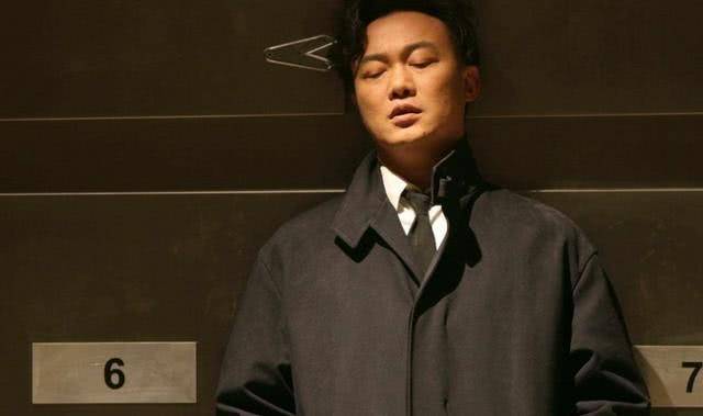 经典粤语歌排行_郑钧:音乐排行榜上面的歌就是“垃圾”,公信力都崩了!
