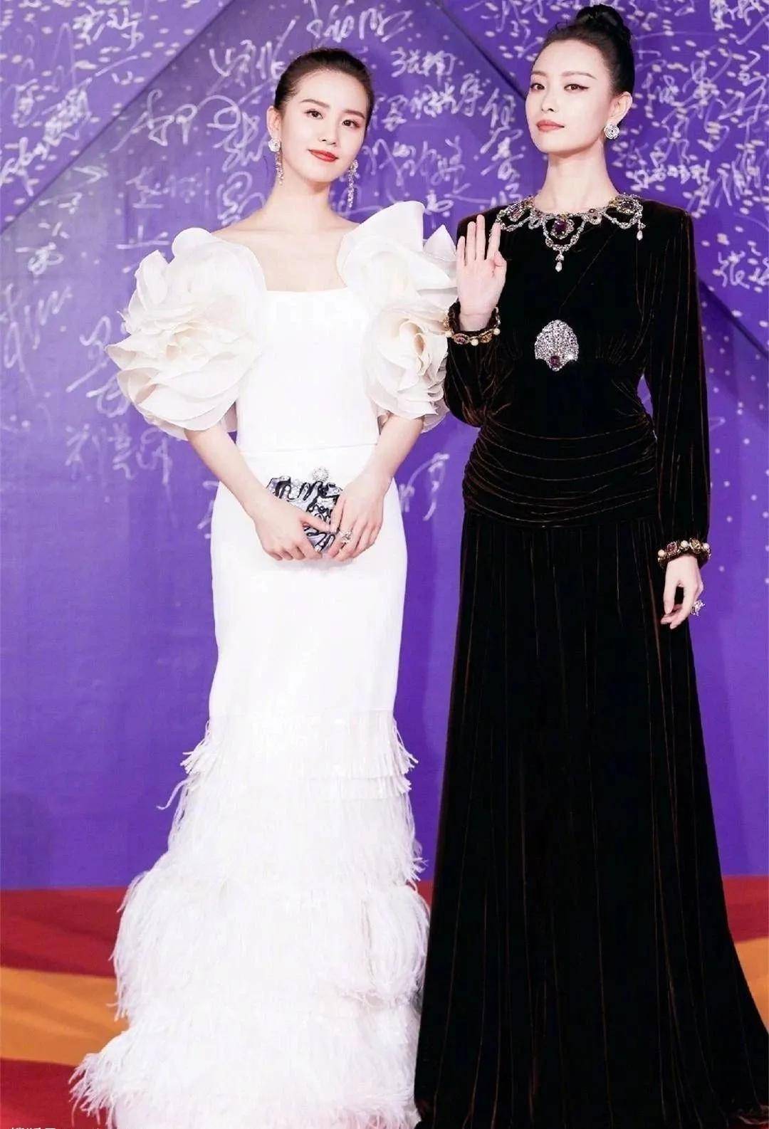 热巴|从千年狐狸脸到总攻2.0，热巴这是把自己的变美秘籍告诉了好闺蜜？