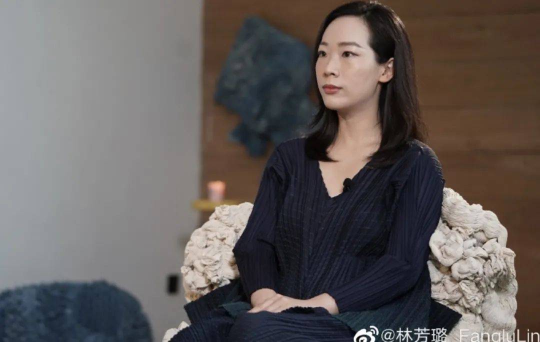 王筝曝老公出轨证据,再发文称“爱会消失”