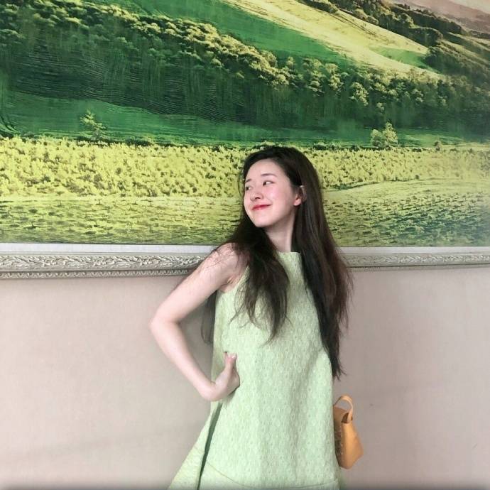 赵露思头像照片合集,这也太甜了吧!