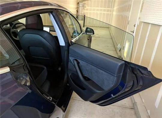 刀总|特斯拉，刀总从背后捅来 | C次元