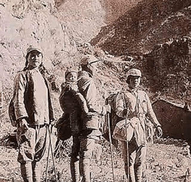 老照片:1937—1945,16张八路军女战士的珍贵照片