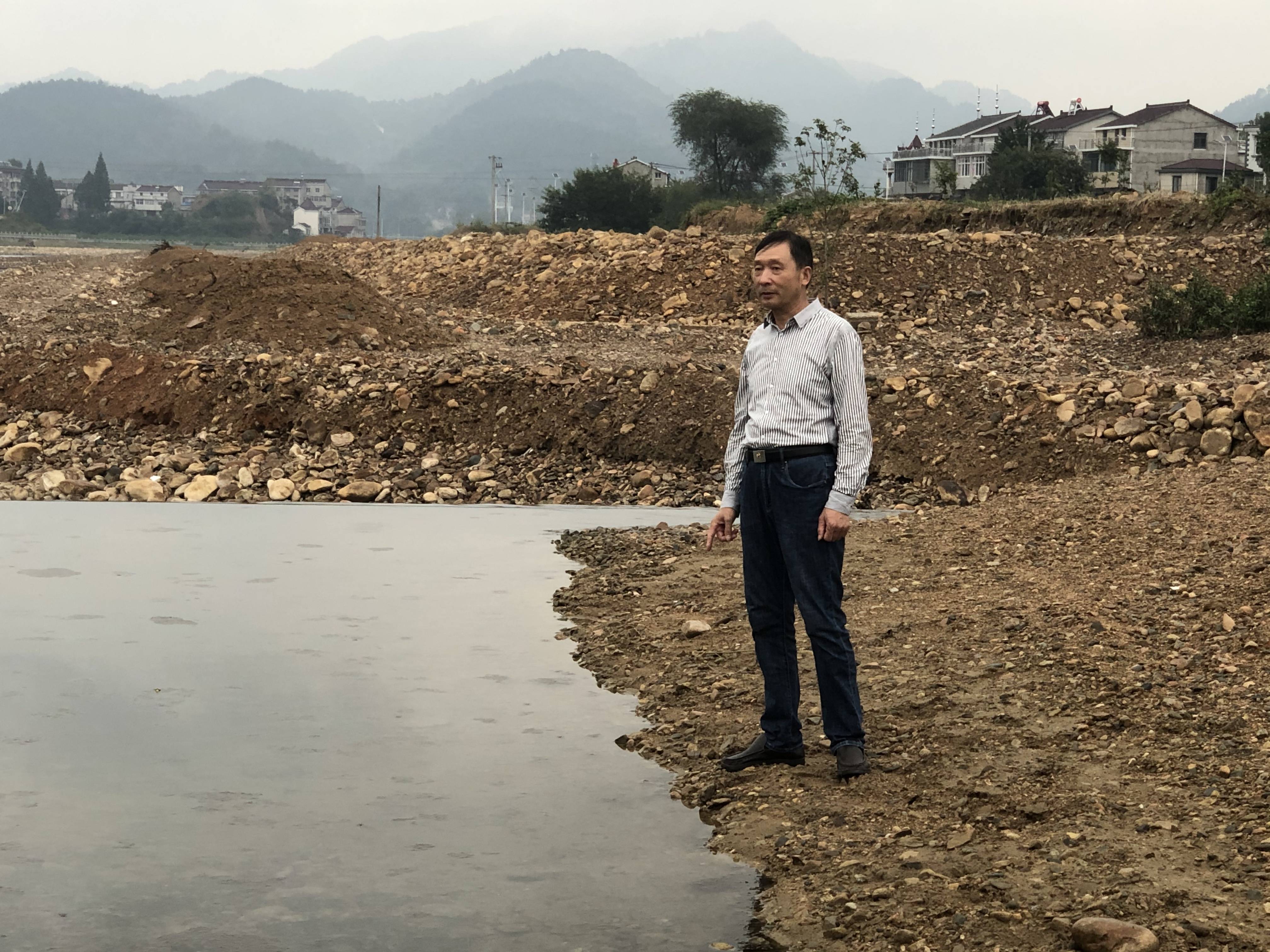 舒城县河棚镇:坚持河长巡河,保持水清河畅