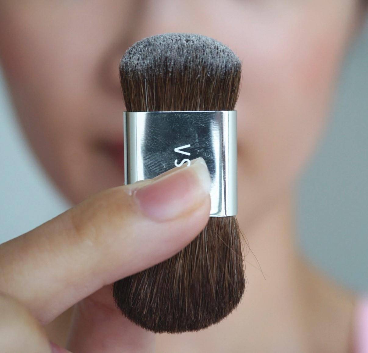 下巴|看完这篇再决定要不要打瘦脸针！不用P图双下巴也能byebye