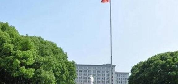 国内四大名校是哪名校 16314aaa6f7f4c2c9048d9b5d03614e7.jpeg