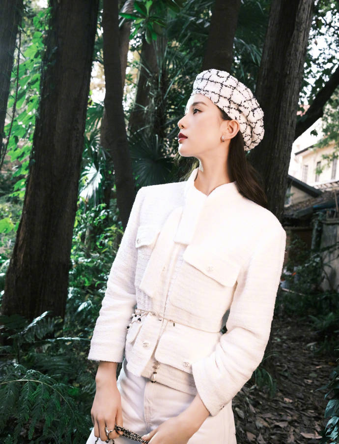 斜纹|刘诗诗 品牌大使造型图