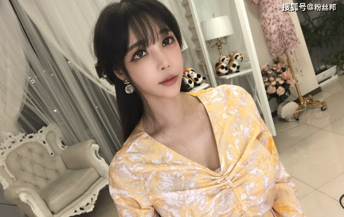韩国女神赵世熙回归,已入驻yy开播,魔鬼身材风格依旧热舞不断!