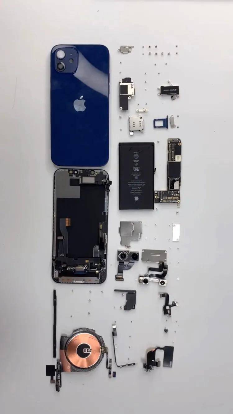 iphone12主板图片,苹果12主板图片 今年 iphone 12 采用了体积更大的 l 型单层主板,同时电池的体积也