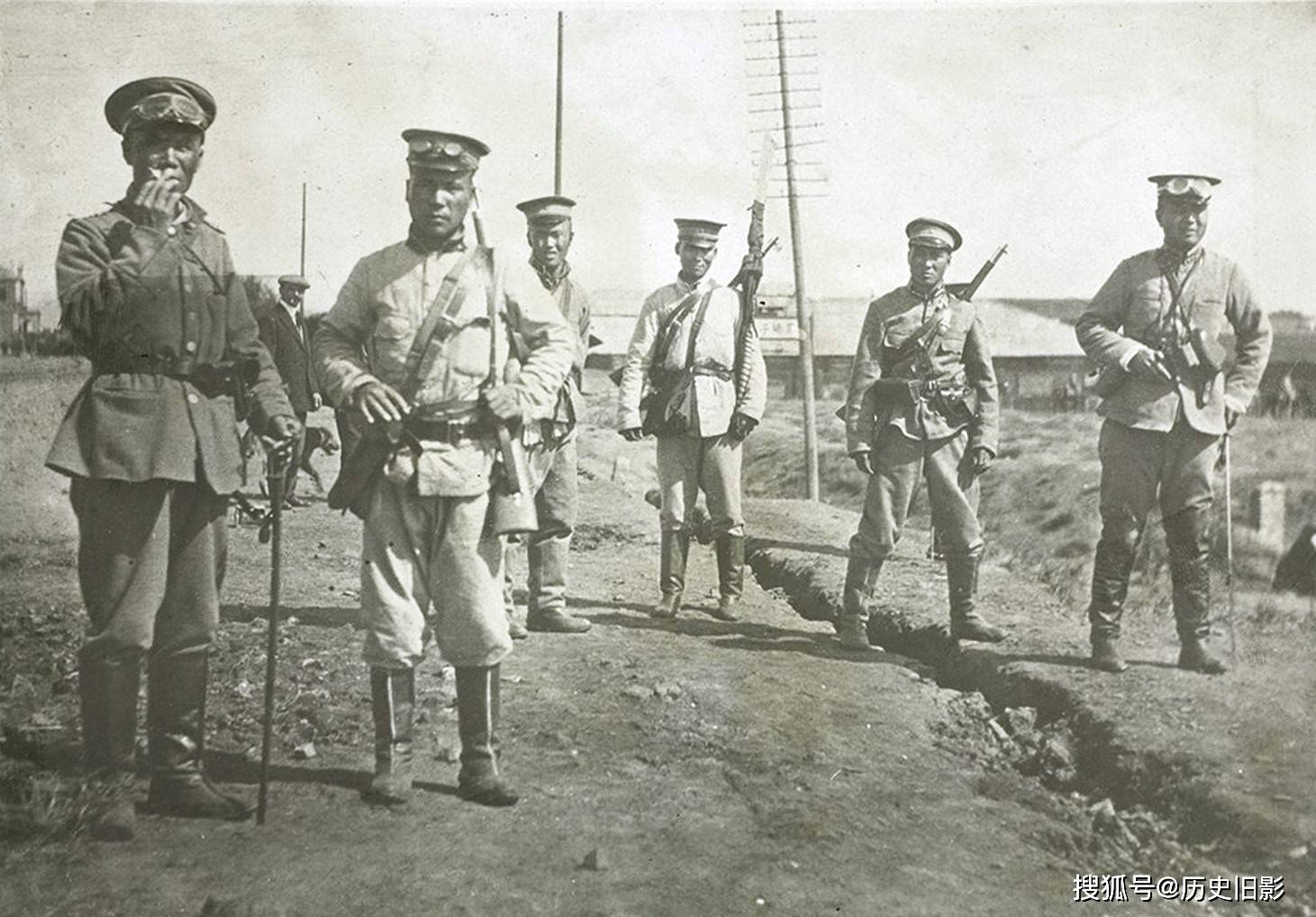 1911年武昌起义中的清军旧照,清军占领汉口火车站